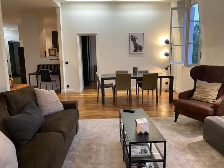 Appartement 3 Chambres Paris 7E Bagian luar foto